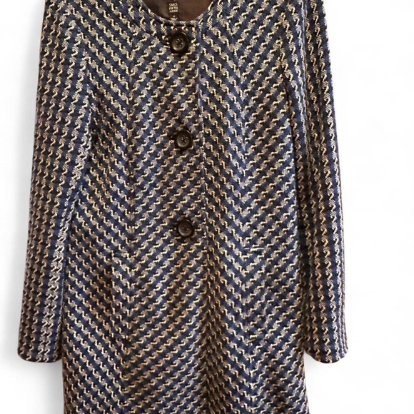 Saks Fifth Avenue Overcoat size 4 - Picture 2 of 6
